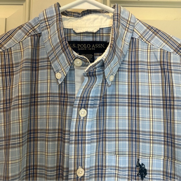 US Polo Assn Mens Blue Plaid Short Sleeve Button Shirt Size Medium Black Pony - Picture 4 of 7